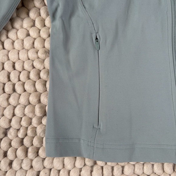 lululemon Nulu Cropped Define Jacket Silver Blue 10 - Picture 5 of 12